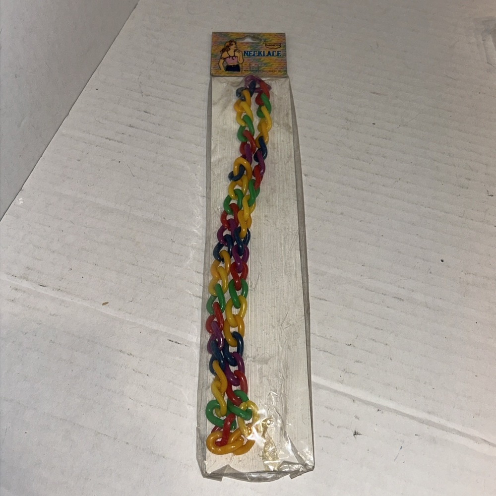 Multicolor Plastic Chain Necklace By‎ Nanco For Nancy Sales New Vintage B2